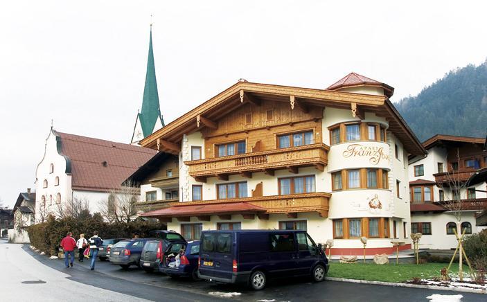 Apart Franz Josef Stumm Kültér fotó